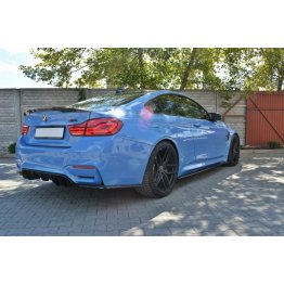 Накладки сплиттеры на пороги карбоновые на BMW M4 F82